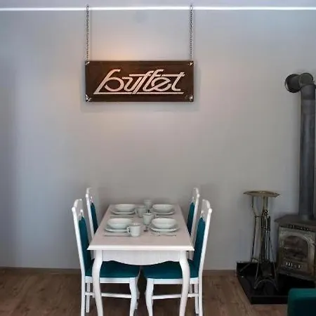 Buffet Glamour Apartament *